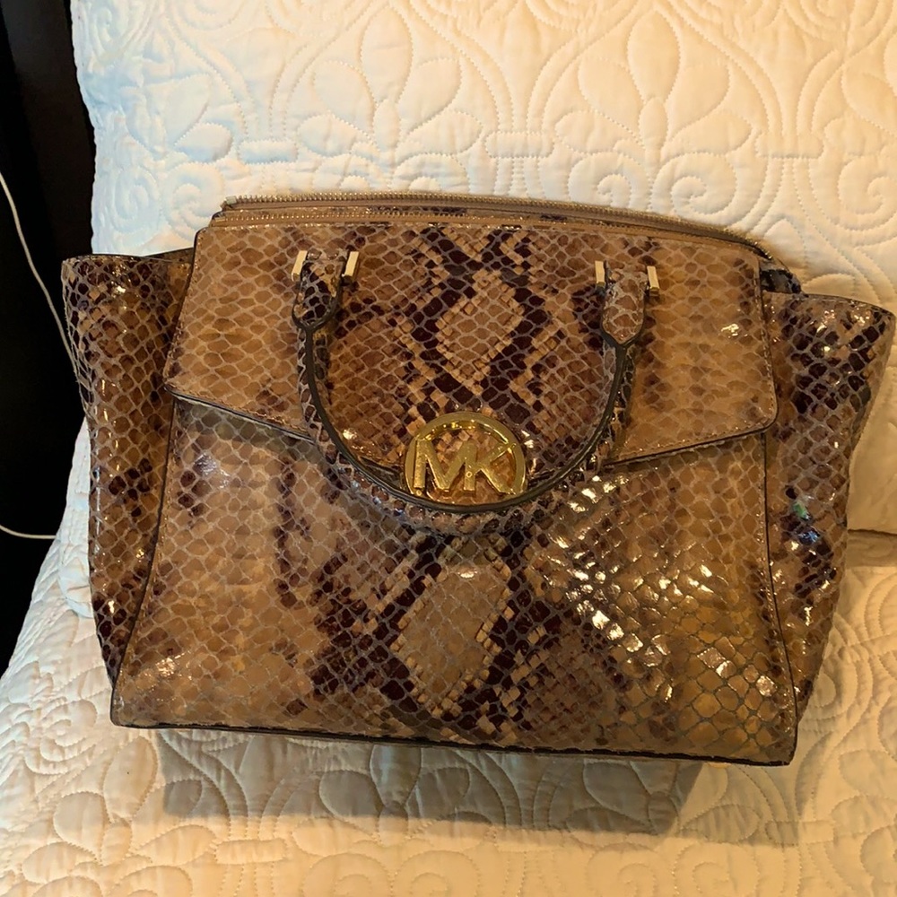 Like New Large MK handbag.